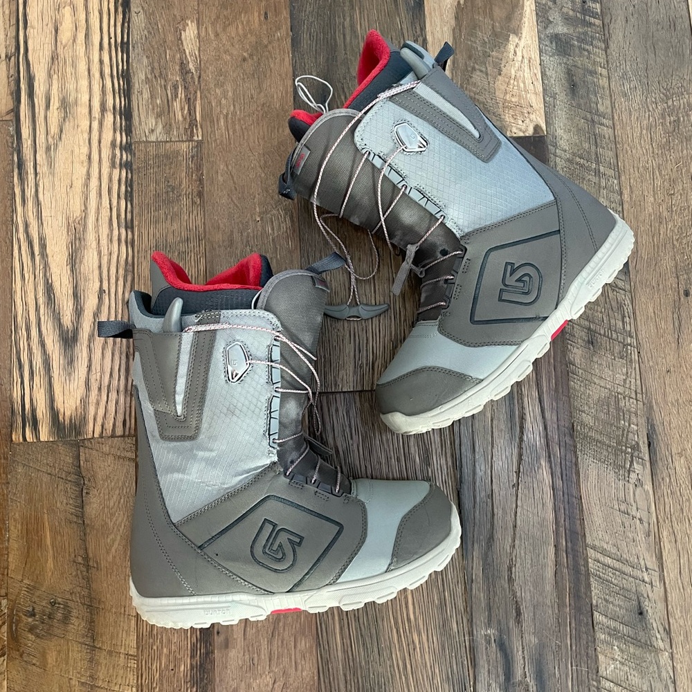 Burton Moto Snowboard boots men 11